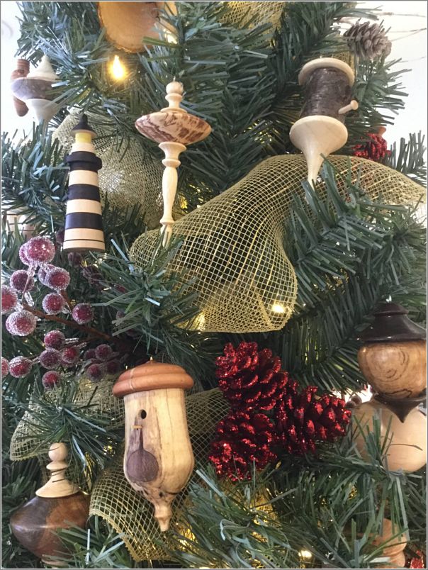 awa tree 2017 ornament 36